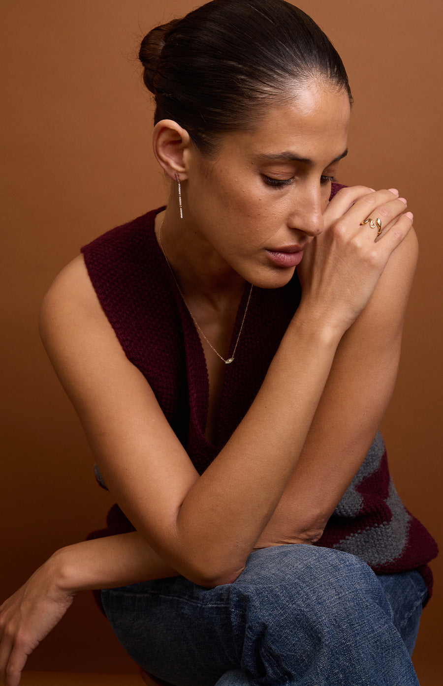 Walking on Dangling - Single Earring